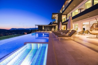 Villa Montana – A Holiday with Luxurious and Spacious Accommodation 