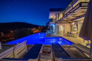 Villa Platos – Luxury 5 Bedroom Sea View Villa in Kalkan Kızıltaş