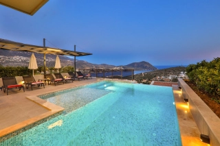 Villa Skylight Kalamar | Sea View Infinity Pool Villa for Rent 