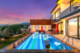 Villa Asyamore – An Unforgettable Holiday Experience with Its Luxuriou