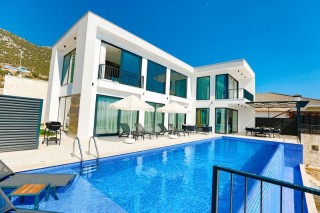 Villa Utopia – Kalkan Kördere