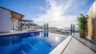Villa Desde – A Luxury Holiday with Magnificent Views in Kalkan Körder