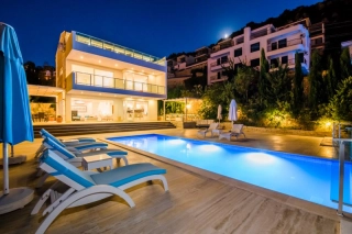 Villa Hillside Kışla | 500 m to the sea,3+1 Luxury Villa with Infinity