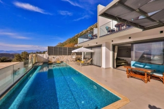 Villa Kaya Royal – Where Luxury & Comfort Meet