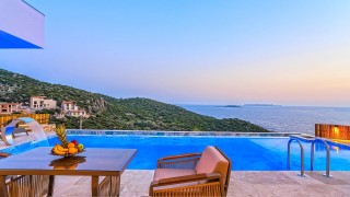 Villa Nevra – Luxury Holiday with Nature and Sea Views in Kaş Gökseki