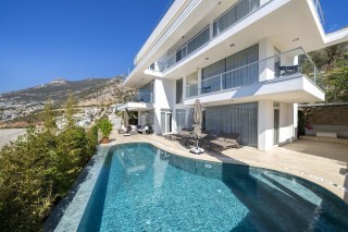 Villa Lumineux | Luxury 6-Bedroom Villa with Sea Views in Kalkan