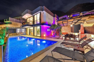 Villa Grand Kördere – Villa with Sea Views and Indoor Pool in Kalkan