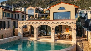 Villa Thalia – A Mythologically Inspired Luxury Holiday Experience in 