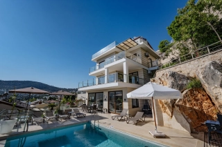 Villa Rigel | Chic 5-Bedroom Sea-View Villa in Kalkan Kiziltas 