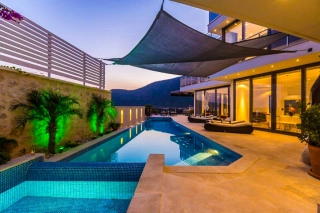 Villa Ocean | Luxury Seaview Villa with Jacuzzi & Private Pool 