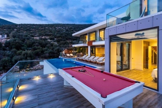 Villa Poyraz – The Dazzling Luxury of Kalamar Bay