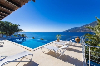 Villa Cape House Kas | Seafront Luxury Villa with Private Sea Platform