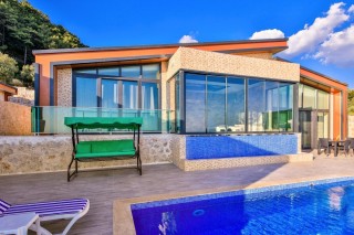 Villa Kalis 3 – A Luxurious and Peaceful Holiday in Touch with Nature