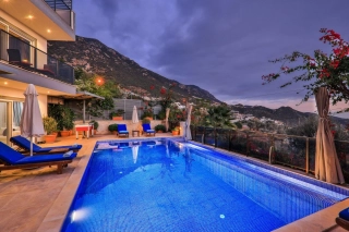 Villa Esma | Luxury Villa with Jacuzzi & Private Pool in Kalkan Town 