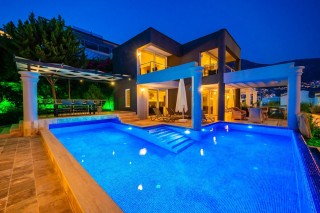Villa Adalar – A Luxury and Modern Holiday Experience in Kalkan Kalama