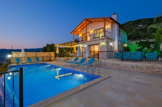 Villa Nazlı Sarıbelen – A Luxurious and Peaceful Holiday in the Heart