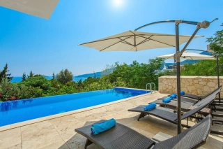 Villa Greenscape | Luxury Sea View Villa for 14 People in Kalamar