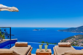 Villa Tunç is a 6-person holiday villa - kalkanholiday